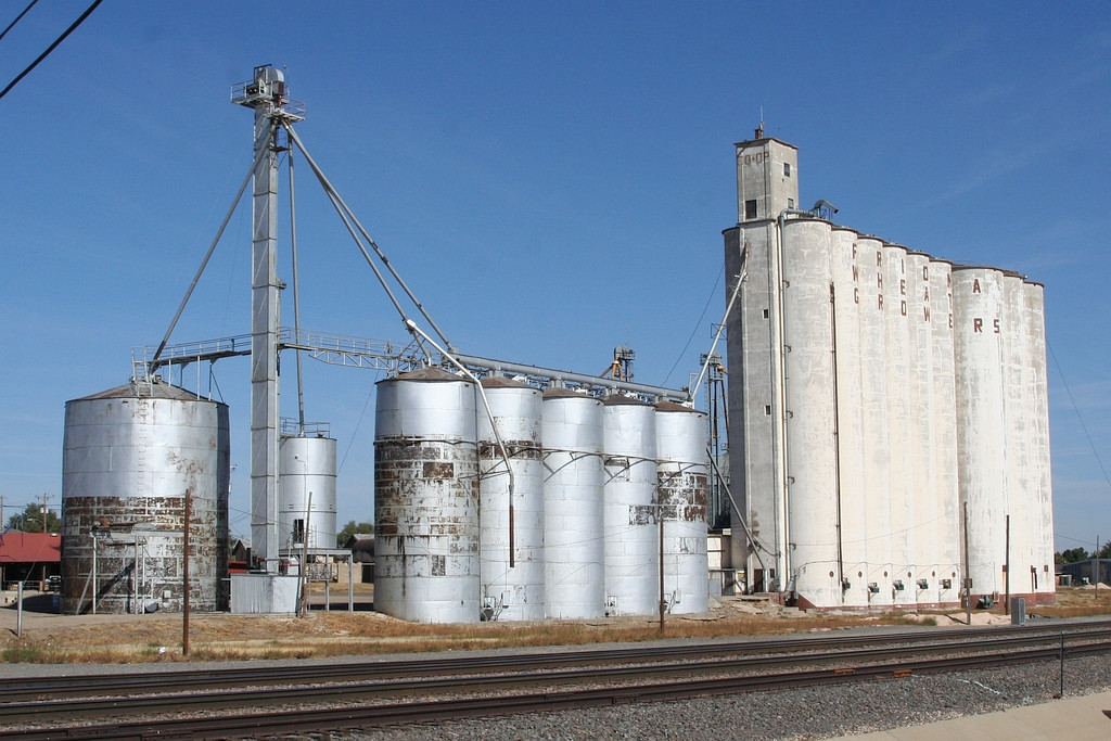 trackside grain plant